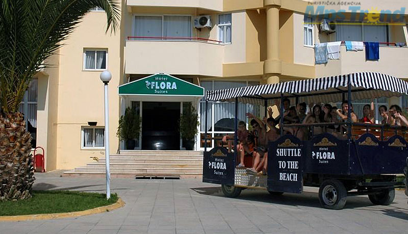 hotel flora suites 8